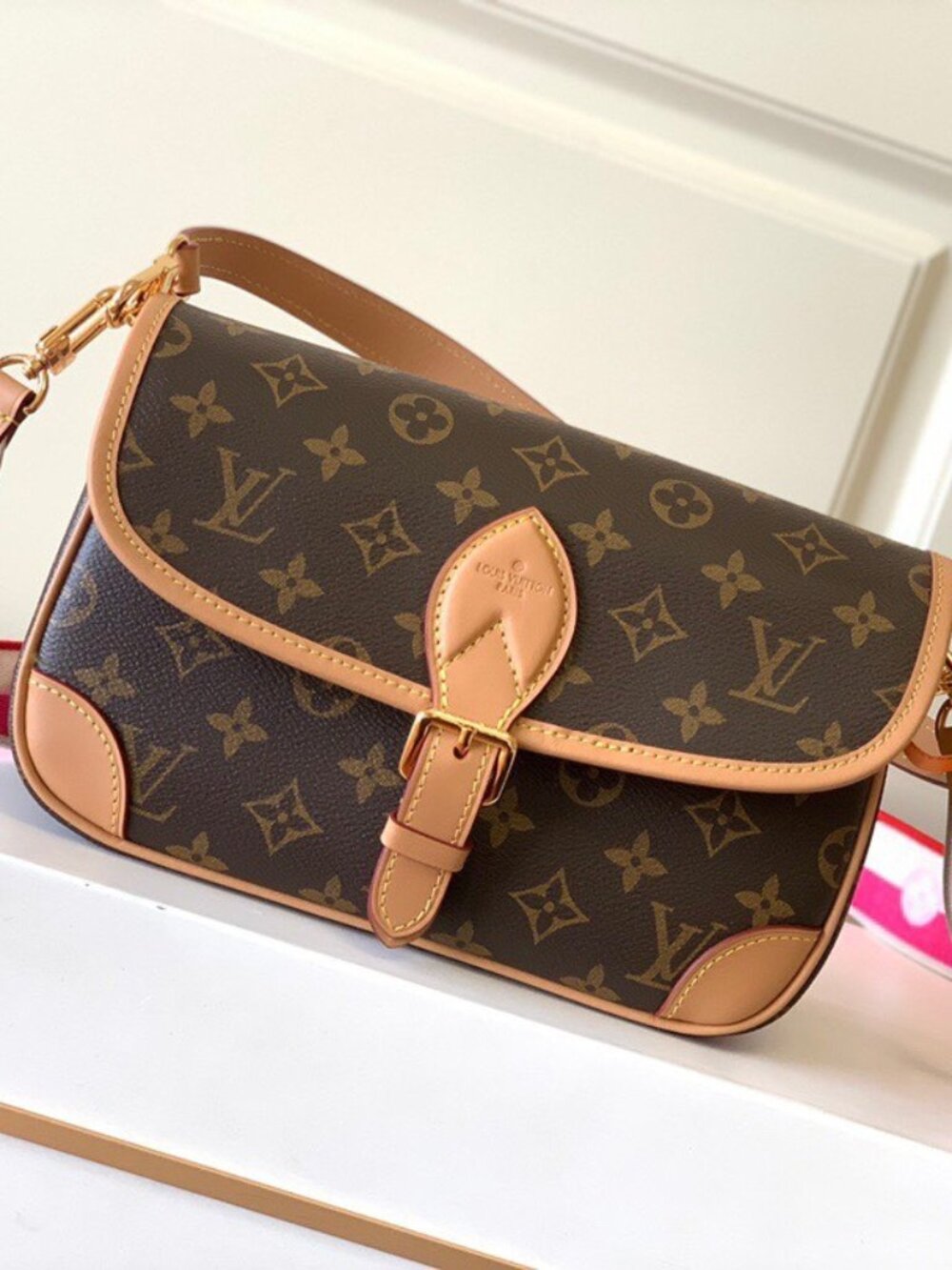 Louis Vuitton Diane handbag